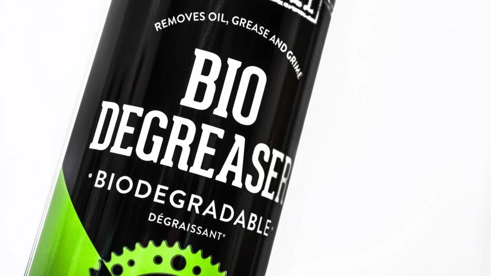 MucOff Muc-Off Bio Entfetter Aerosol 500ml pink, biologisch abbaubar, wasserlöslich, entfernt hartnäckiges Fett & Kettenwachs, ideal für Antrieb & Schaltung – Bild 3