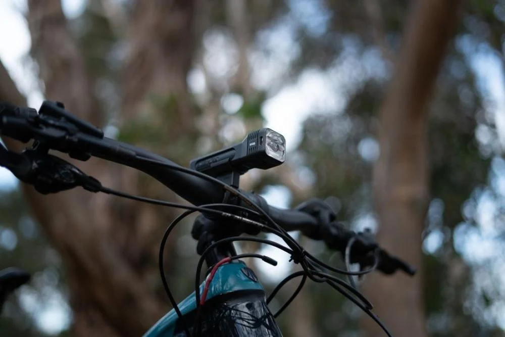 Knog Knog Blinder 80 Fahrradlampe StVZO weiße LED schwarz – Bild 4